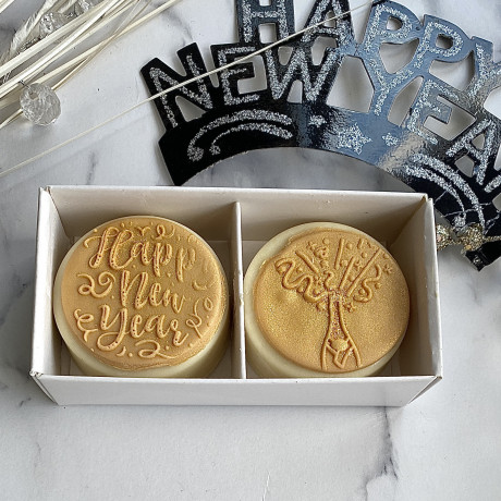 'Happy New Year' Personalised Twin Oreo Gift