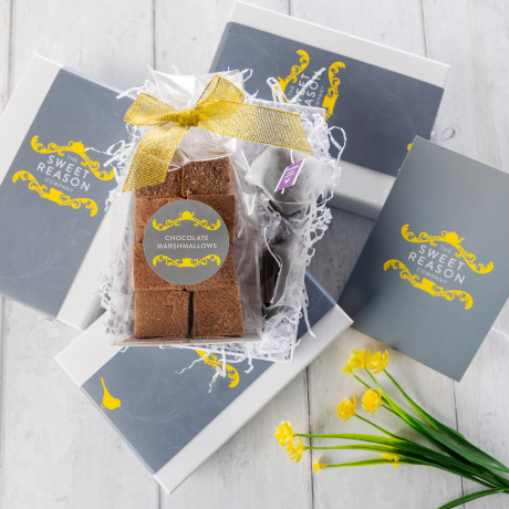 Christmas Champagne & Elderflower Marshmallows Gift Box Christmas Champagne & Elderflower Marshmallows Gift Box