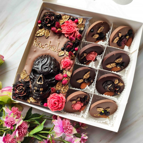 Chocolate Skull – Personalised Halloween Gift, RIP Birthday Party