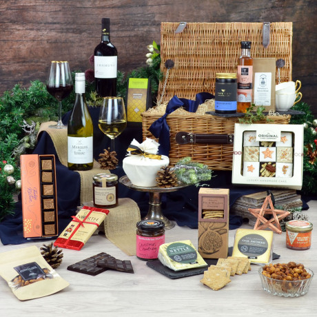 Festive Earsdon Luxury Hamper