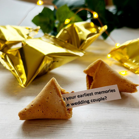 wedding icebreaker game fortune cookies