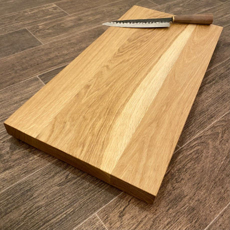 Extra Large Oak Chopping Board - Thick Solid Oak Heavy Duty wooden Chopping Block - Great Serving Board Fitted with 4 black rubber feet
