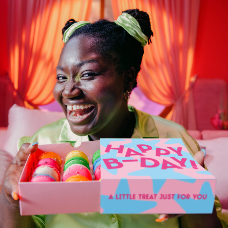 Signature Macarons (Box of 6)