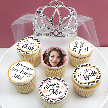 12 diamond pink cupcakes 12 diamond pink cupcakes