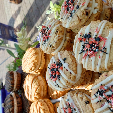 Bakewell Cookie Sandwich (vg)