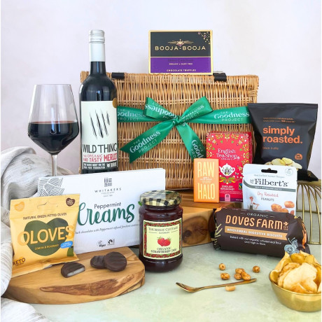 The Organic Red Wine Wicker Hamper The Organic Red Wine Wicker Hamper