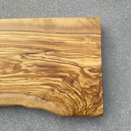 XL Live Edge Olive Wood Chopping Board - RARE James Martin Style Olive Chopping Boards XL Live Edge Olive Wood Chopping Board - RARE James Martin Style Olive Chopping Boards