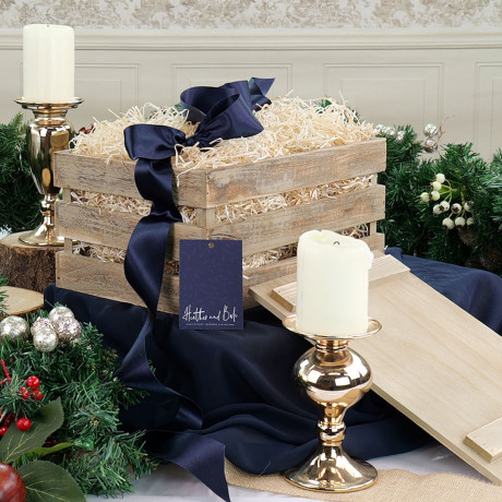 The Mulled Wine & Gourmet Treats Crate The Mulled Wine & Gourmet Treats Crate