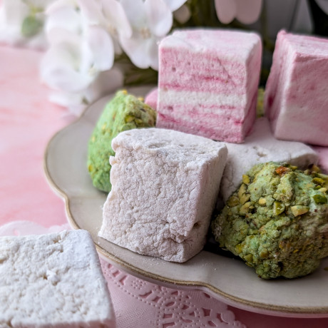 Gourmet Marshmallows Gift Box, 12 Halal Marshmallows