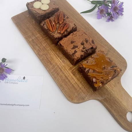 4 Mini Brownie Box