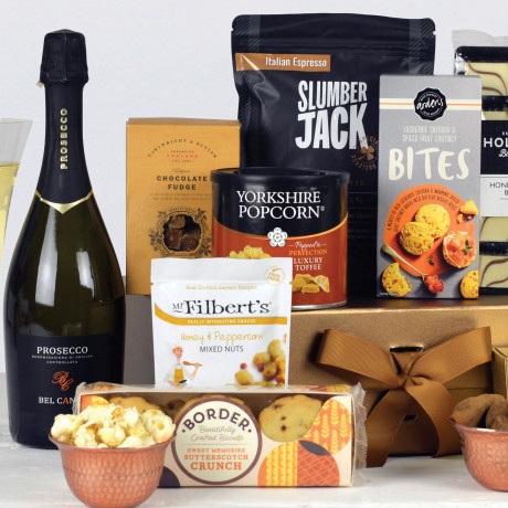 Luxurious Gift Box Luxury Hamper with Prosecco Luxurious Gift Box Luxury Hamper with Prosecco