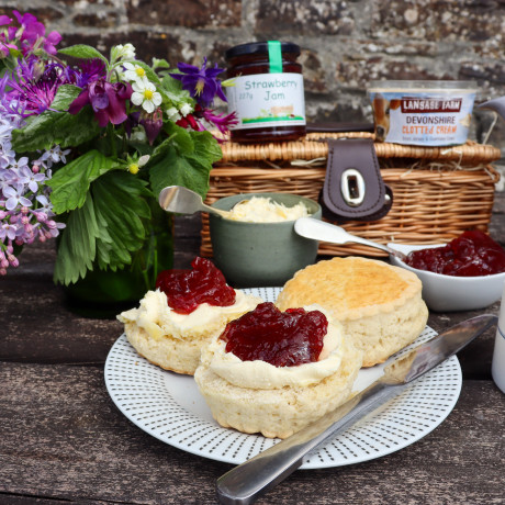 Devon Cream Tea for Two Devon Hampers