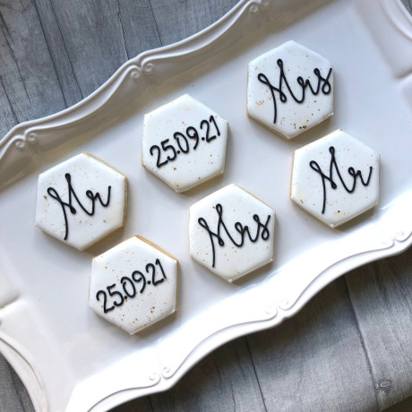 Personalised Wedding Favour Iced Biscuits. Set Of 12 Biscuits