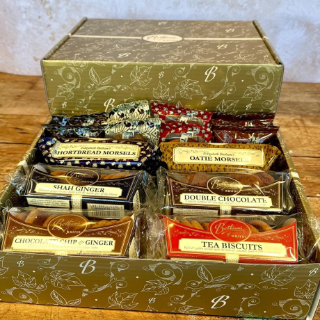 Traditional Biscuit Gift Box – 8 Delicious Varieties