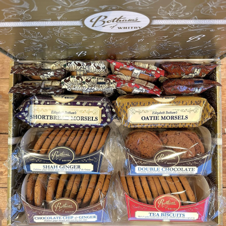 Traditional Biscuit Gift Box – 8 Delicious Varieties