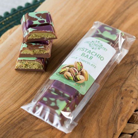 Dubai chocolate bar with pistachio