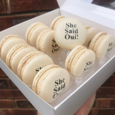 Personalised Macaron Gift Box of 12 - Custom Text or Design