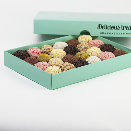 Brigadeiro box of 24