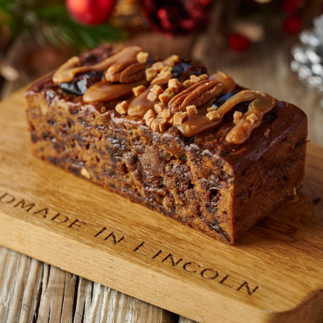 Festive Spiced Rum, Date &amp; Salted Caramel Cake x8