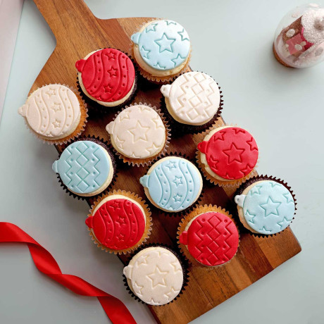 Vegan Christmas Cupcakes Box of 6 or 12