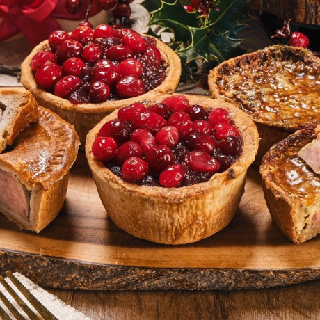 Cranberry Topped Pork Pie 200g