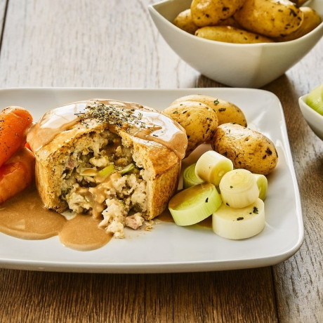 Chicken Ham & Leek Pie 260g