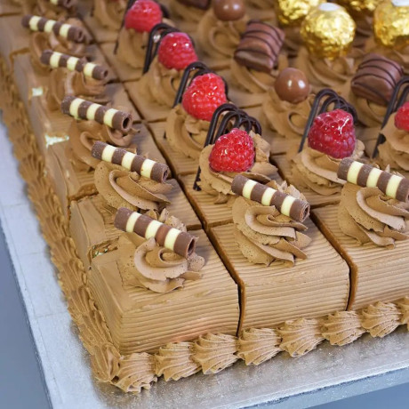 Luxury Chocolate Cake - Egg-Free Party Platter