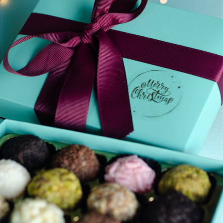 Merry Christmas Chocolate Brazilian Brigadeiro Gift - Box of 12 with Burgundy Ribbon