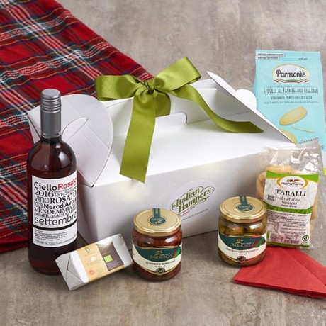 Vegetarian Picnic Hamper Vegetarian Picnic Hamper